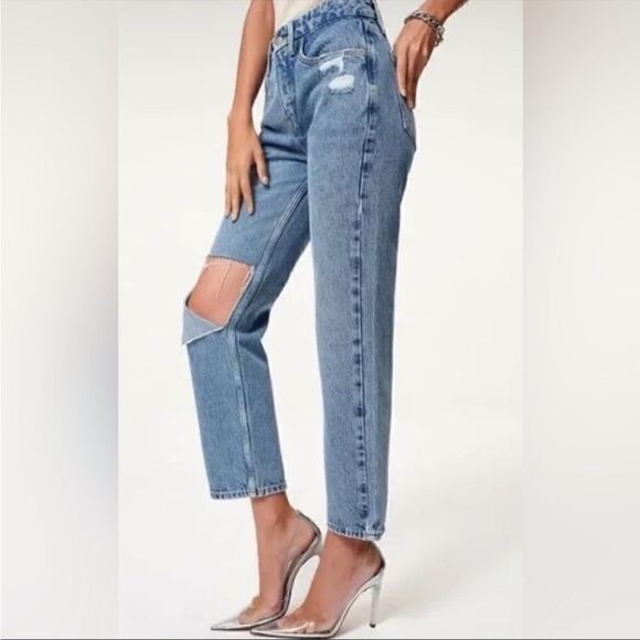 NWT Good American 90’s Duster Straight Leg Jeans in Blue950, Size 4 - Picture 3 of 16